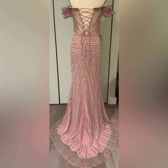 SHEIN Size M Light Pink Butterfly High Slit Off-Shoulder Mermaid Maxi Dress - Picture 6 of 12